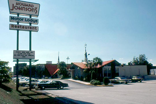 Miami-Airport Howard Johnson's Motor Lodge and Restaurant