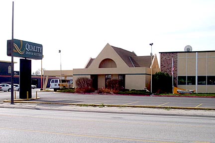 Howard Johnson's Motor Lodge and Restaurant Council Bluffs, Iowa