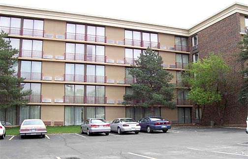 Howard Johnson's Motor Lodge and Restaurant Des Moines, Iowa