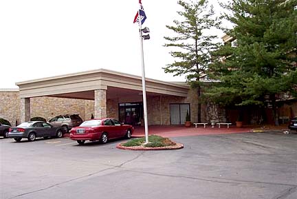 Howard Johnson's Motor Lodge and Restaurant Des Moines, Iowa