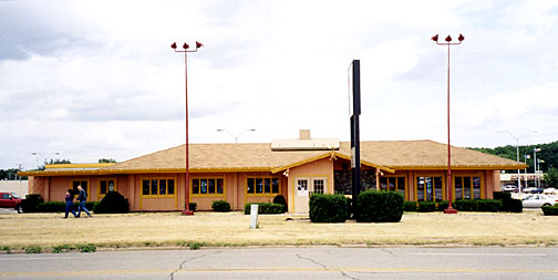 Howard Johnson's Restaurant Burlington, Iowa