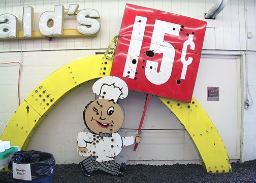 McDonald's Speedee Single Arch Sign at American Sign Museum