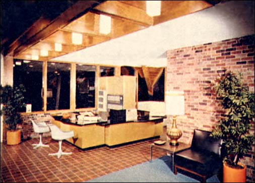 Howard Johnson's Motor Lodge and Restaurant St. Paul, Minnesota