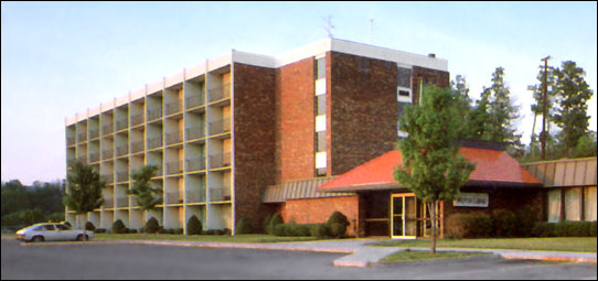 Howard Johnson's Motor Lodge and Restaurant Lexington, Virginia