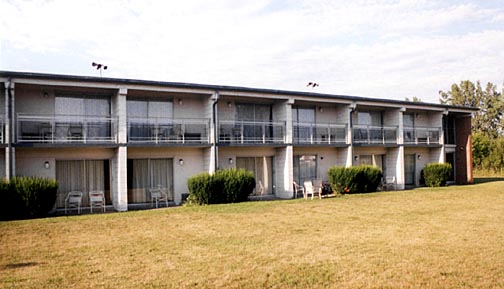 Howard Johnson's Motor Lodge and restaurant Kenosha Wisconsin