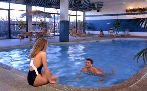 Howard Johnson's Motor Lodge and Restaurant Plaza Hotel