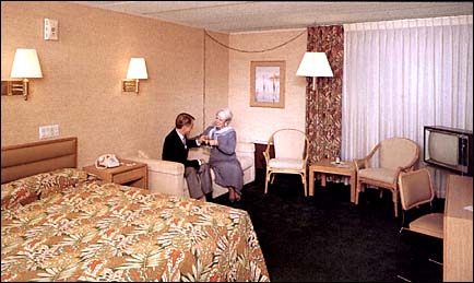 Howard Johnson's Motor Lodge and Restaurant Plaza Hotel