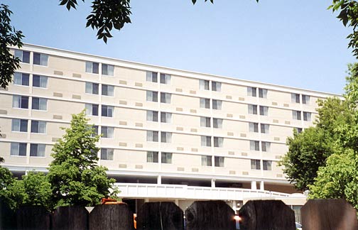 Howard Johnson's Motor Lodge and Restaurant Plaza Hotel