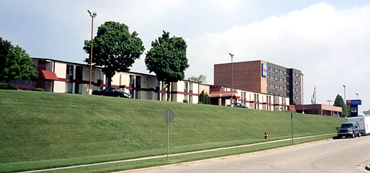 Howard Johnson's Motor Lodge and Restaurant madison Wisconsin