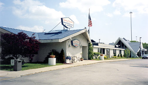 Howard Johnson's Motor Lodge and Restaurant Milwaukee Wisconsin